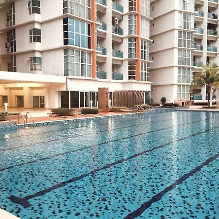 Ara Damansara Oasis Residence, Specious Home 4-8Pax, 8Min Subang Airport, 10Min Sunway ペタリンジャヤ エクステリア 写真