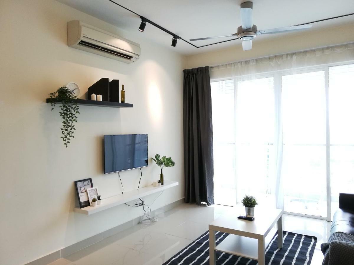 Ara Damansara Oasis Residence, Specious Home 4-8Pax, 8Min Subang Airport, 10Min Sunway ペタリンジャヤ エクステリア 写真